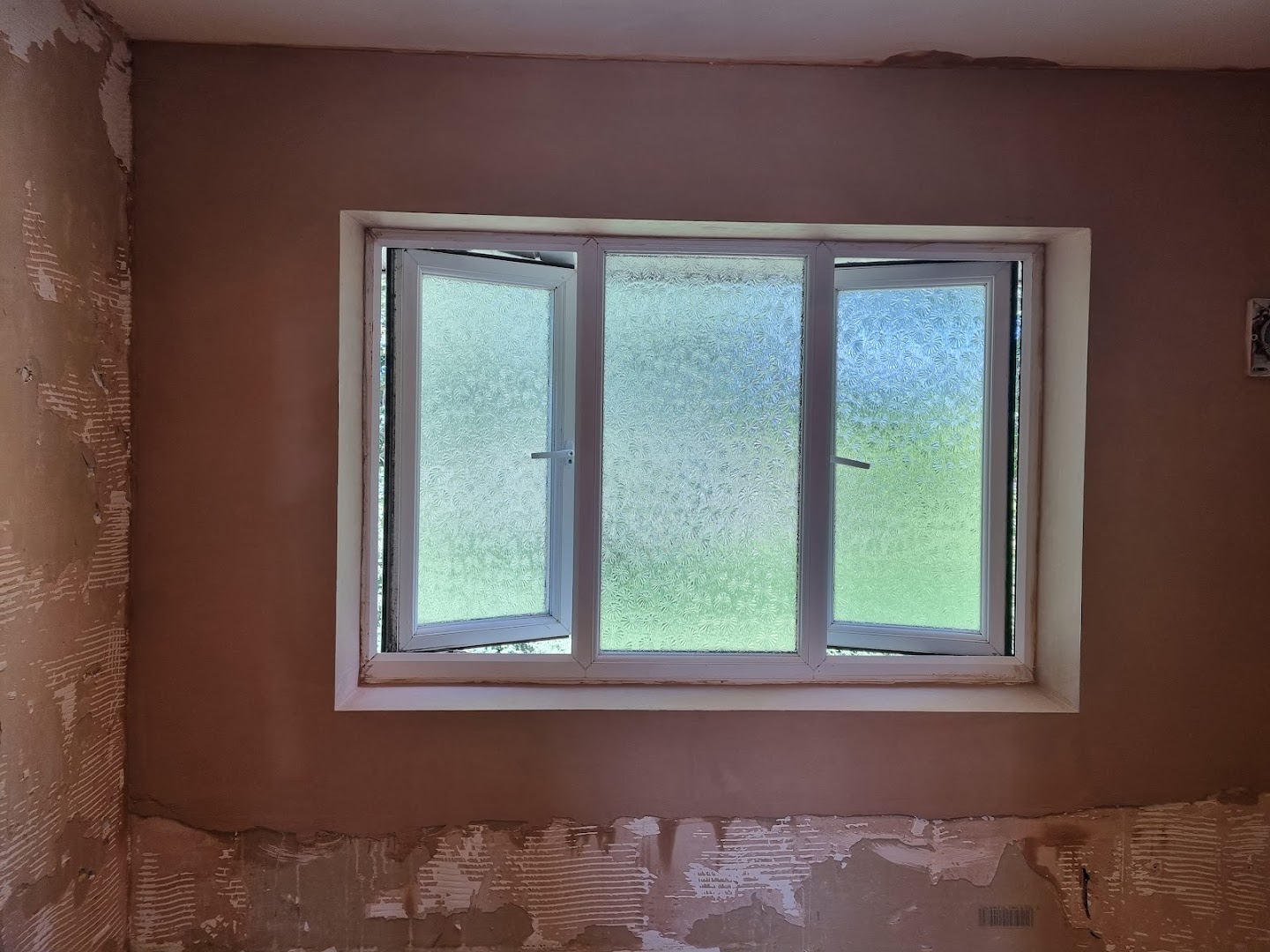 Heads Plastering Services — Photos 10